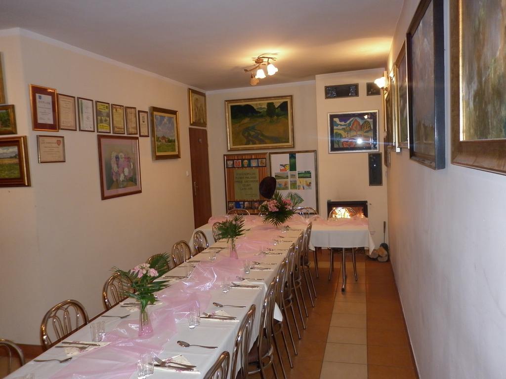 Gospodarstwo Agroturystyczno-Edukacyjne Gratka Celiny  المظهر الخارجي الصورة