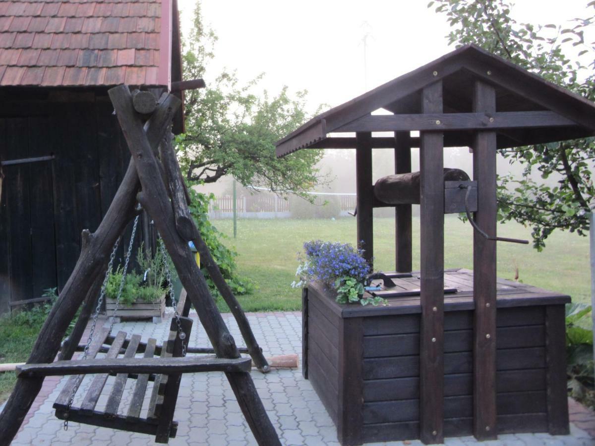 Gospodarstwo Agroturystyczno-Edukacyjne Gratka Celiny  المظهر الخارجي الصورة